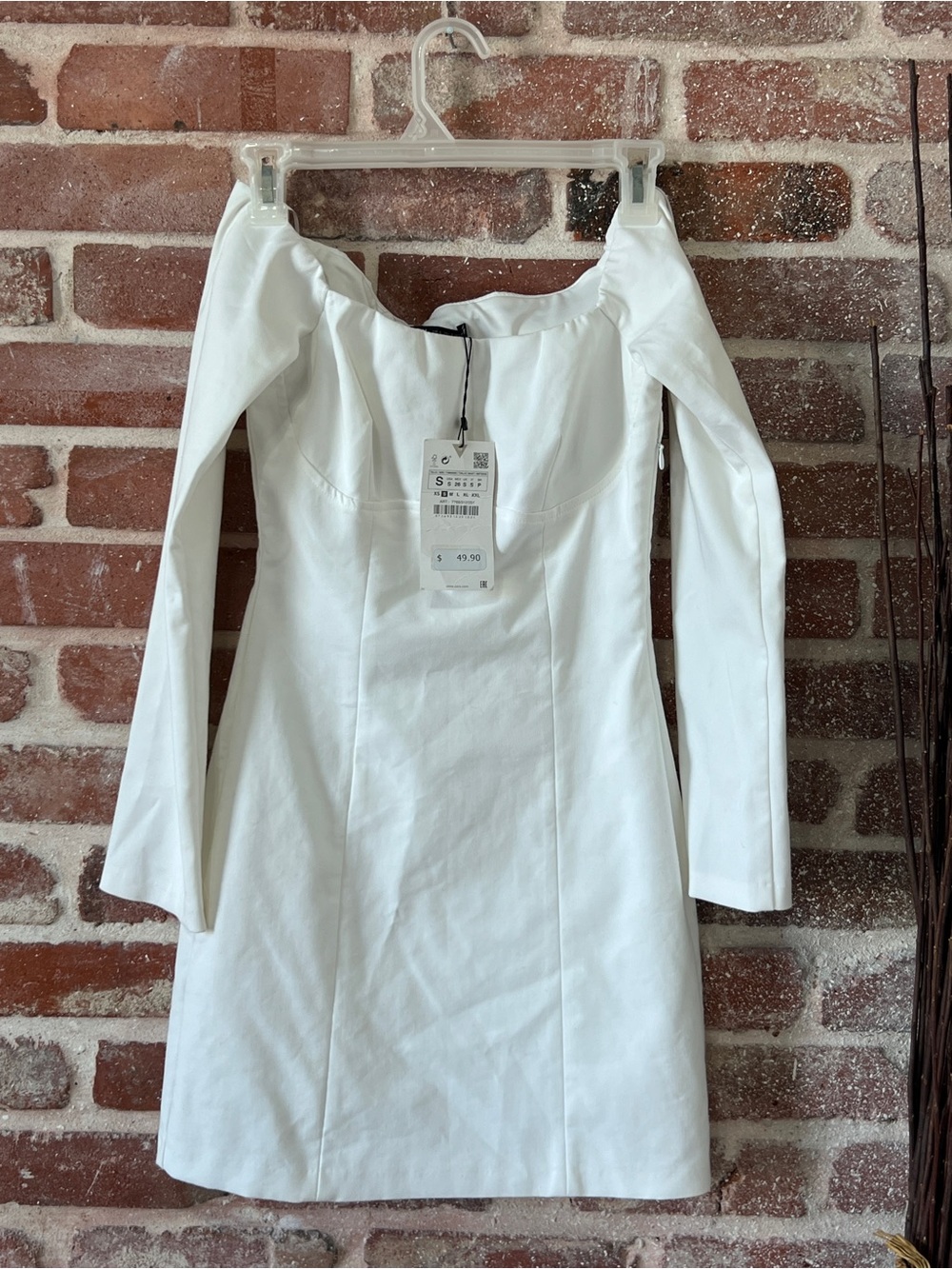 Zara White Off-Shoulder Long-Sleeve Mini Dress - Picture 2 of 5